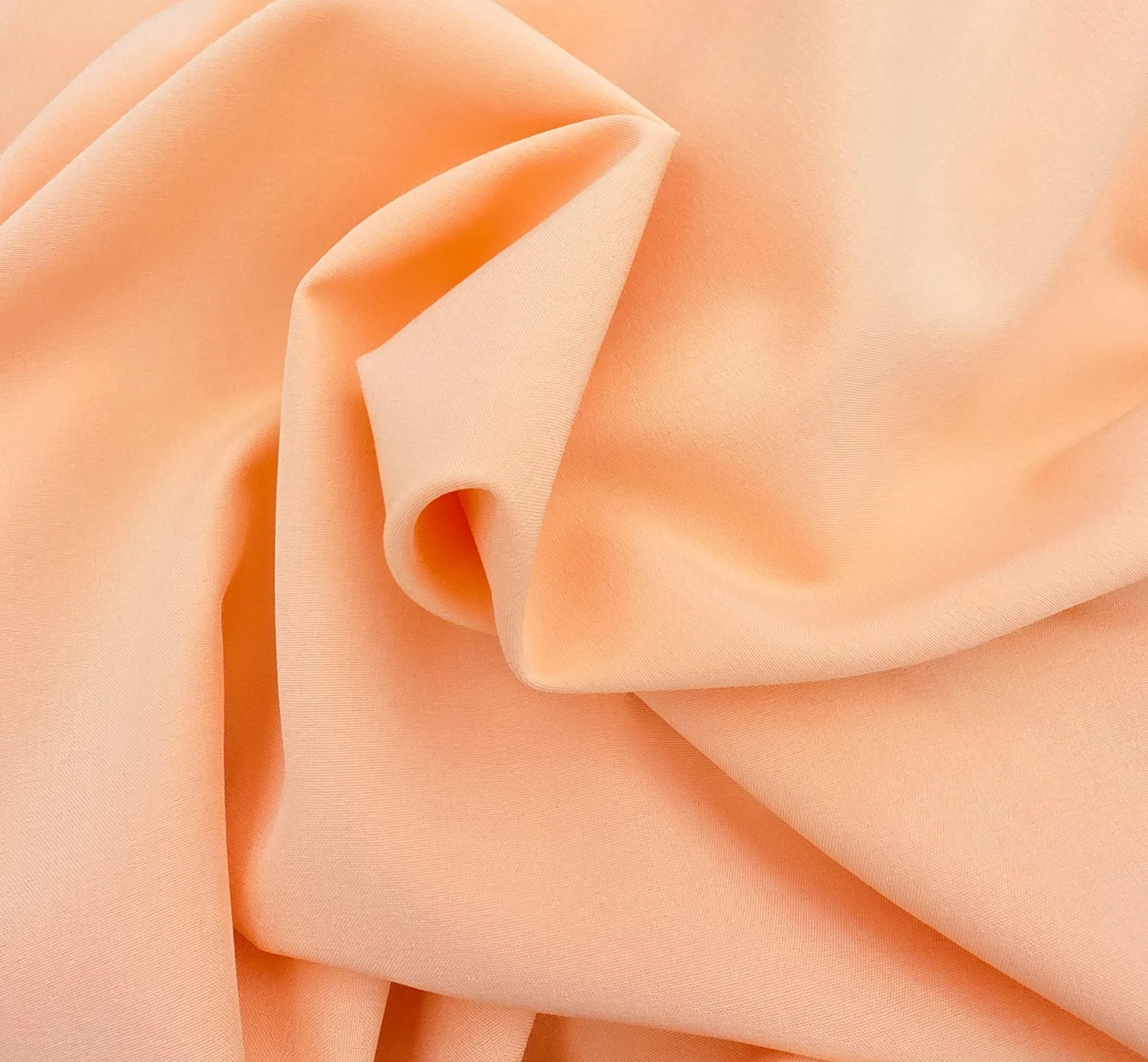 Heavy duty 4-way stretch fabric, close up of the drape